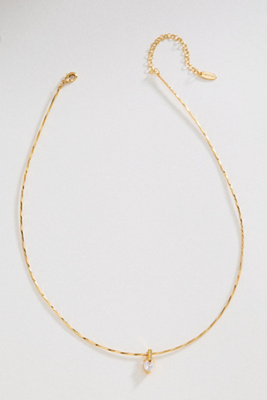 Short Crystal Pendant Necklace