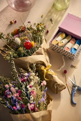Gardener’s Eden Dried Bouquet