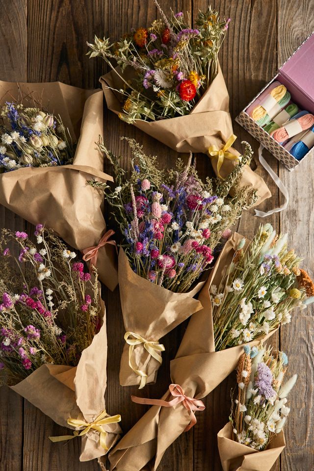 Gardener’s Eden Dried Bouquet #1