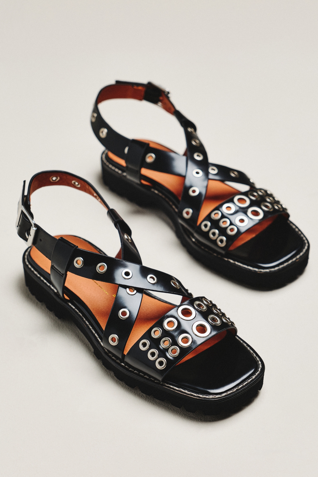 Intentionally Blank Inzo Sandals