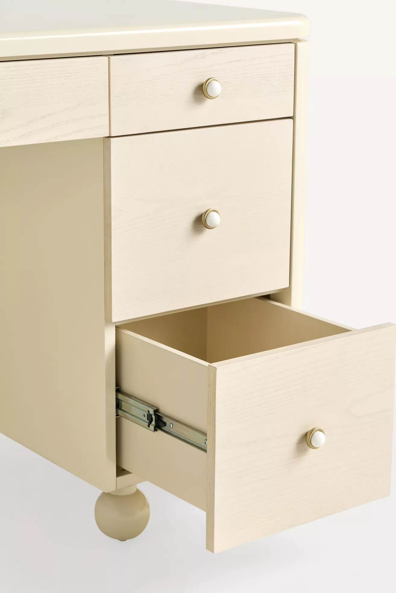Tasha Lacquer Executive Desk - thumbnail 5