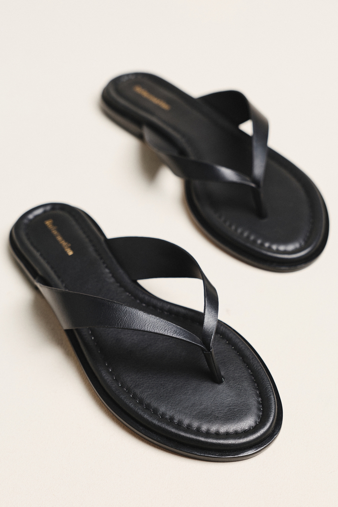 Reformation Jessie Thong Sandals
