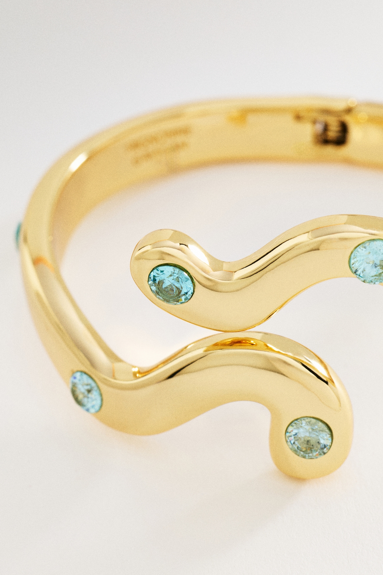 Mignonne Gavigan Luisa Cuff