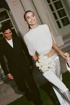 De La Vali Nephele Lace Flutter-Sleeve Fishtail Maxi Dress