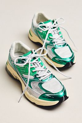 Etonic Evolution Metallic Sporty Sneakers