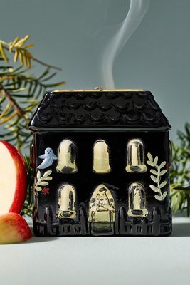 Vela Figurativa de Vidrio Haunted House Woody Manzana Honeycrisp y Piña de Pino