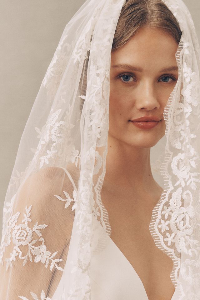 Hutch Lace Mantilla Cathedral Veil #3