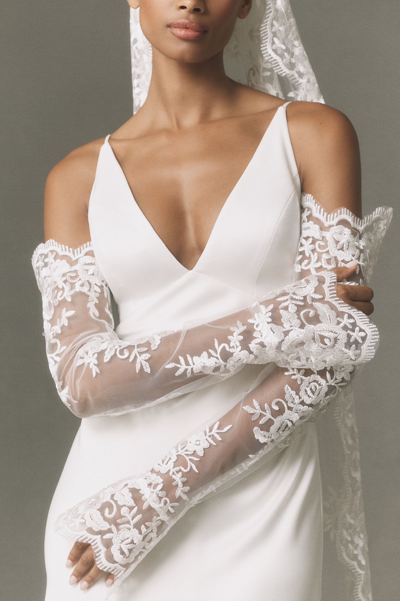 Hutch Fingerless Lace Gloves