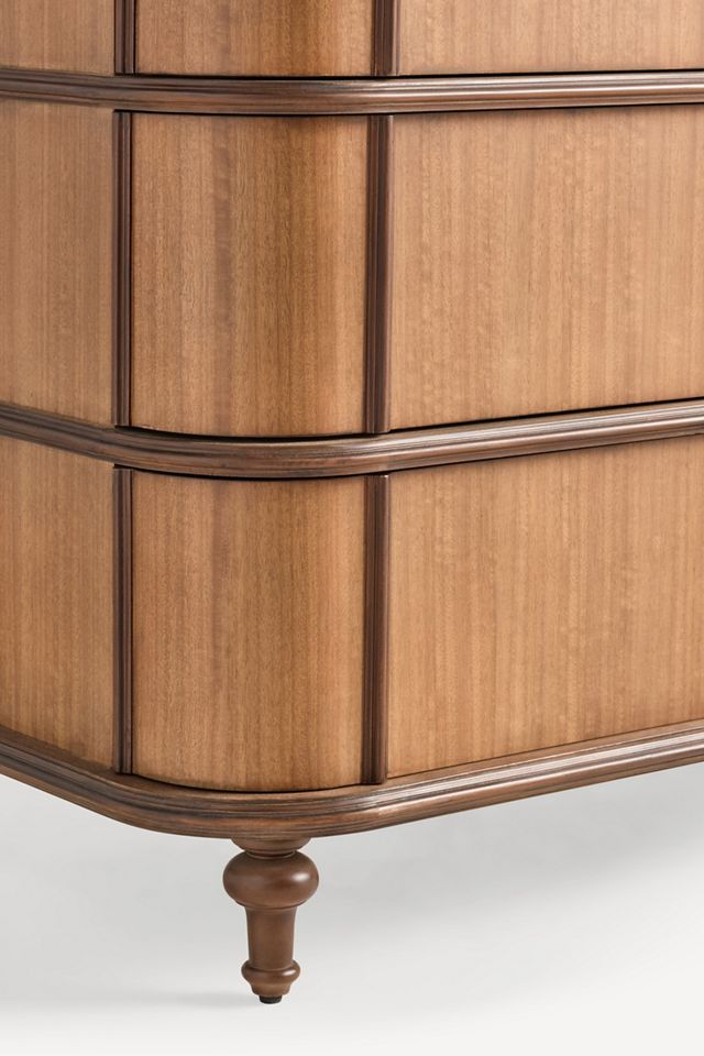 Valencia Six-Drawer Dresser #3