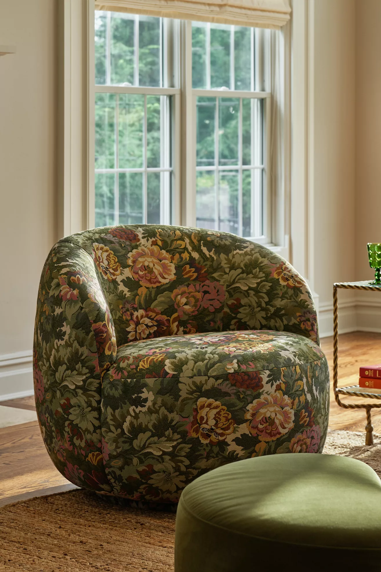 Cosette Gwendolyn Tapestry Swivel Chair