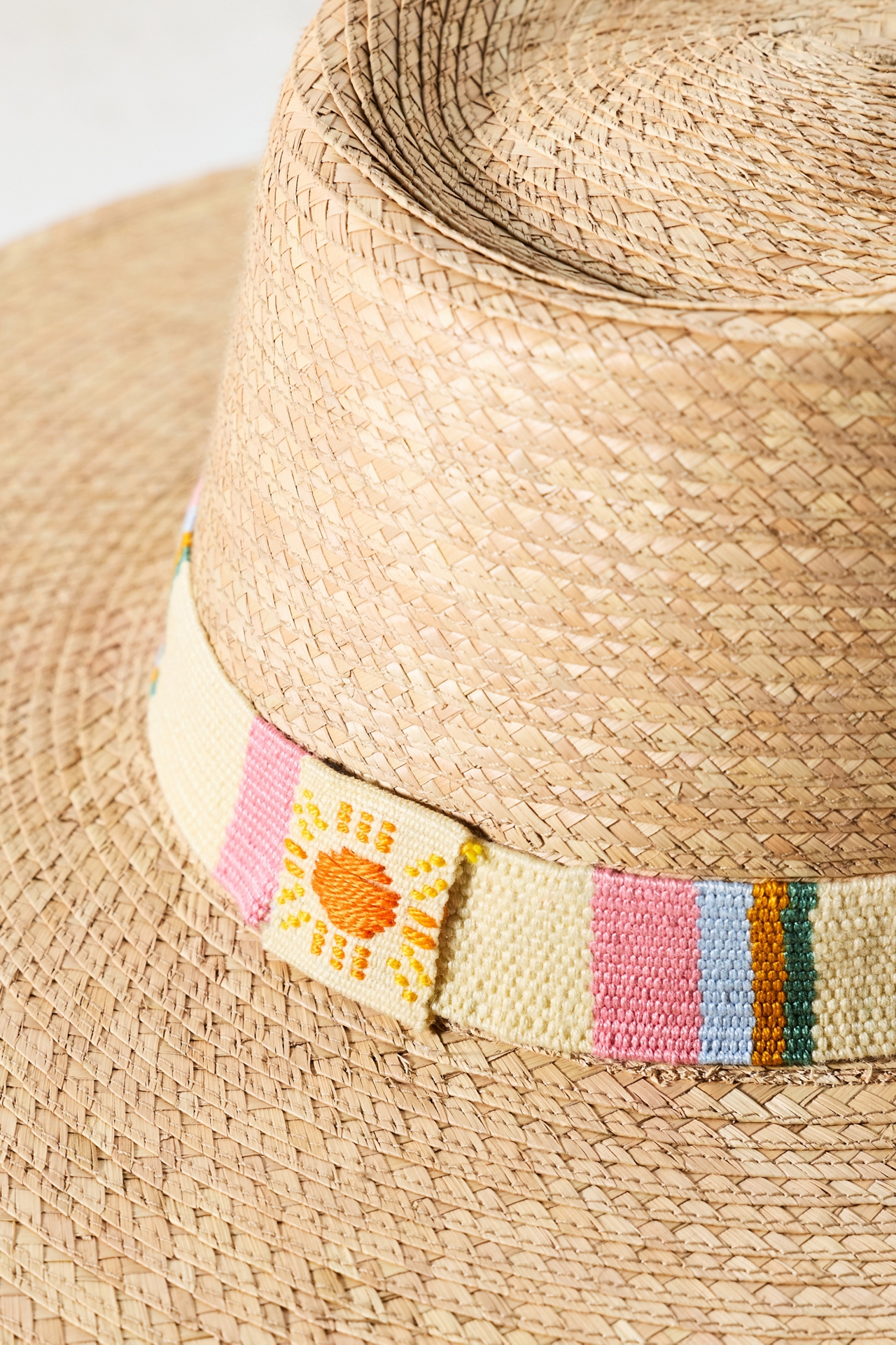 Sunshine Tienda Mariella Rancher