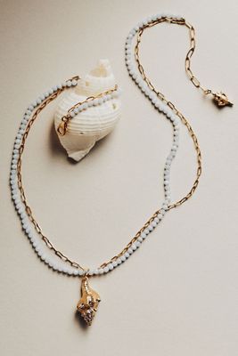 Oceanus Noir Conch Shell Necklace