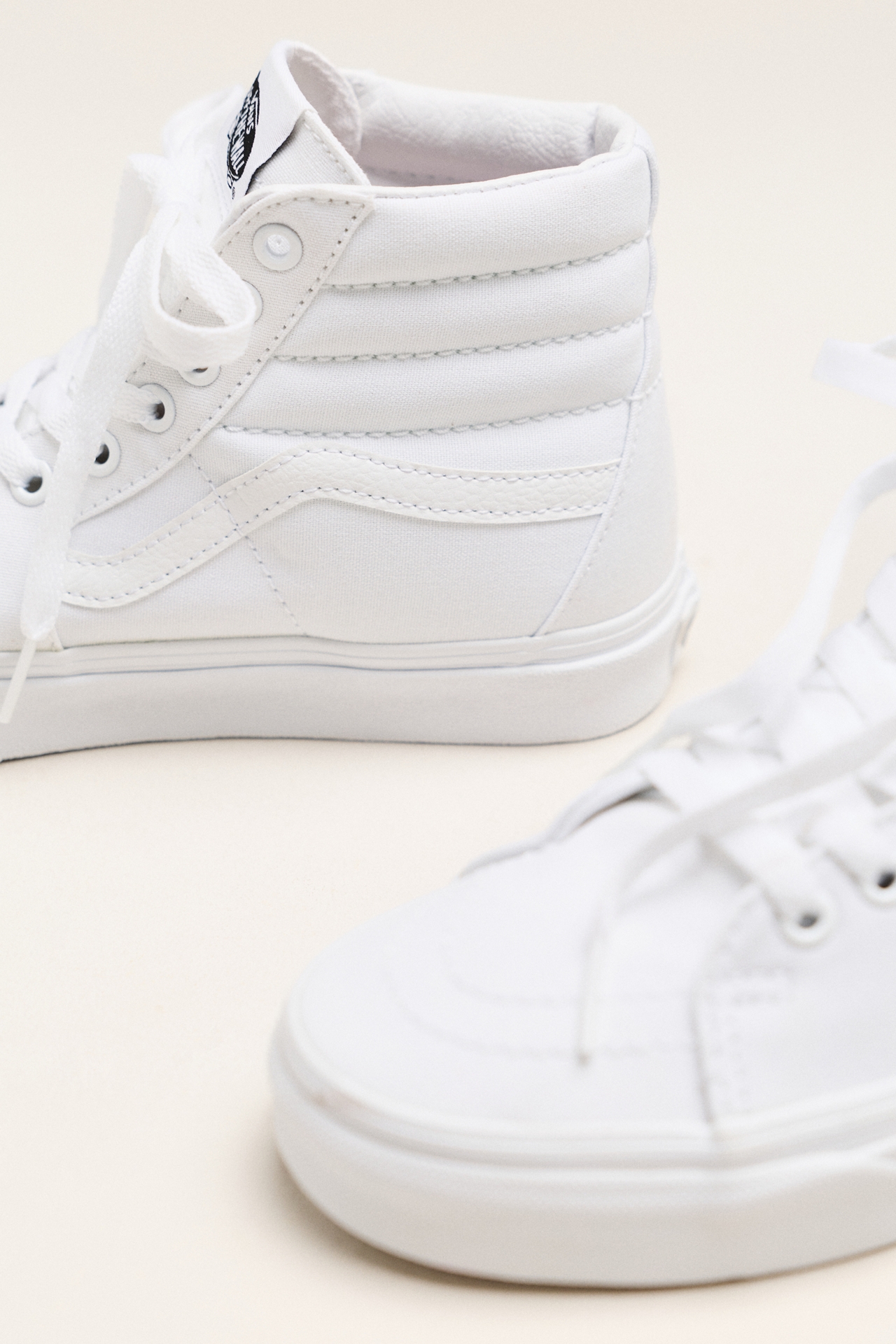 Vans SK8-HI High-Top Sneakers