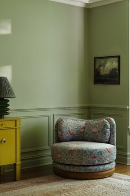 Norris Wren Swivel Chair