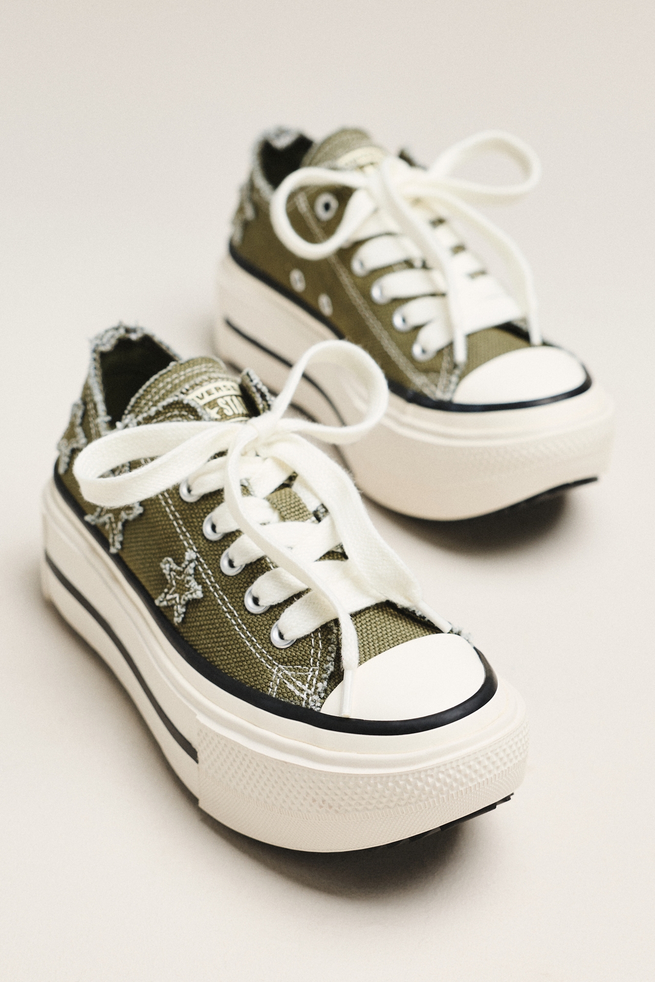 Converse Chuck Lift Platform Sneakers