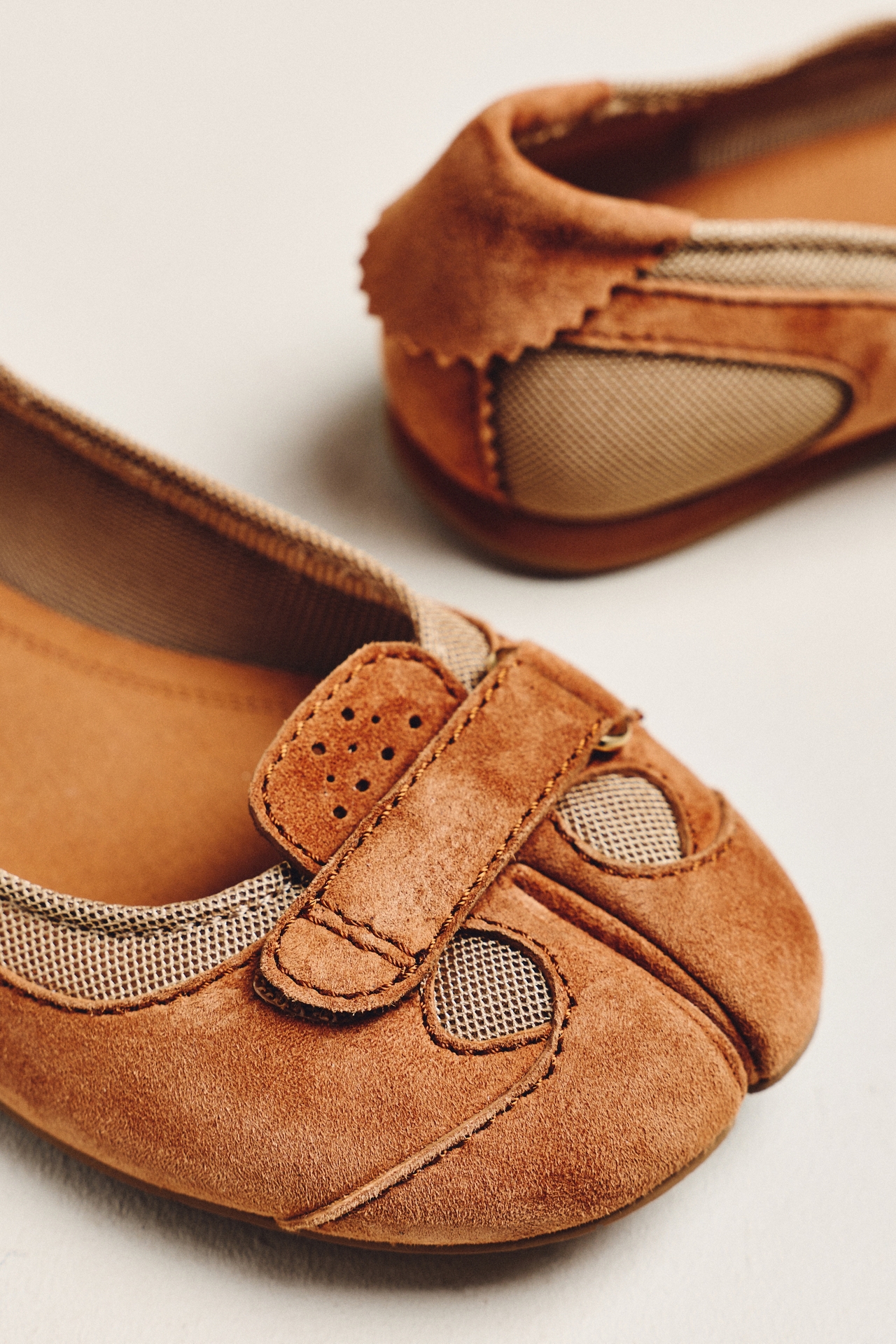 Jeffrey Campbell Faylen Split Toe Flats