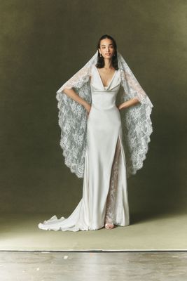 dolce and gabbana floral silk chiffon dress Dolce Gabbana Silk Dress Authentic Clothing on sale – Ask Me Wear main image 1