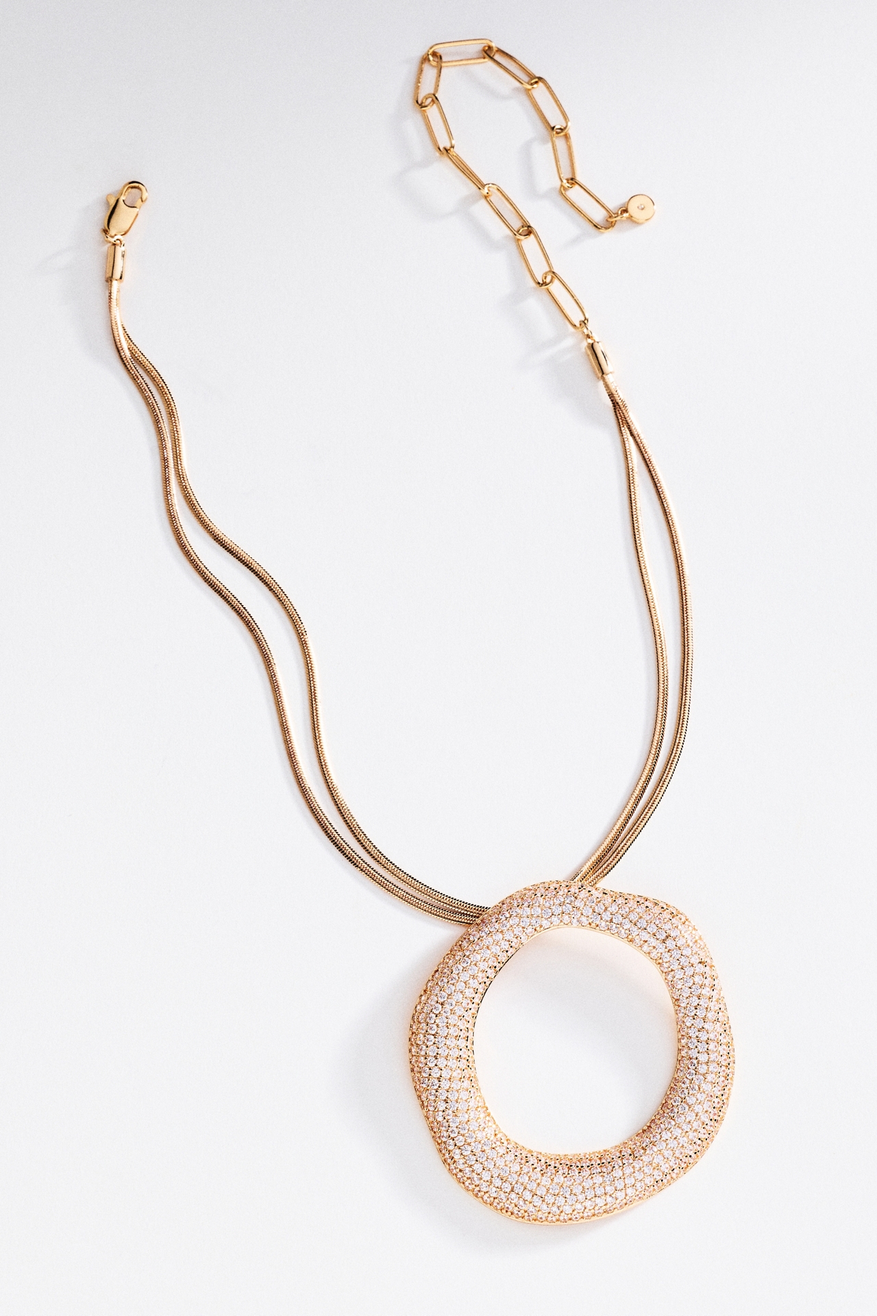Ettika Open Circle Pavé Necklace