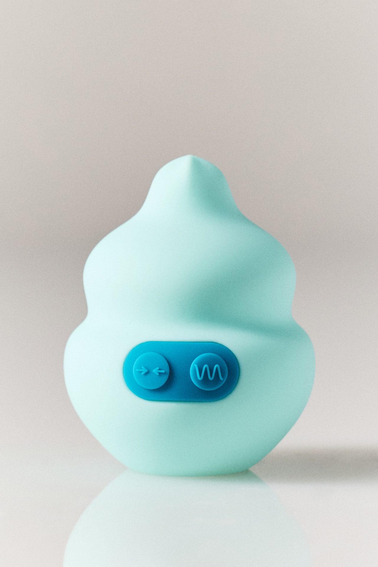 Unbound Squish Squeeze Responsive Vibrator