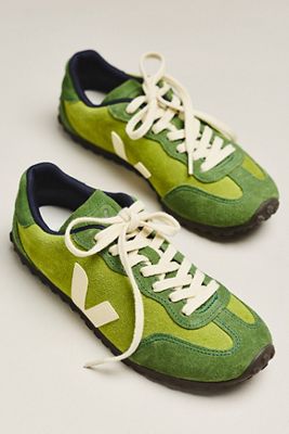 Veja GT Trainers