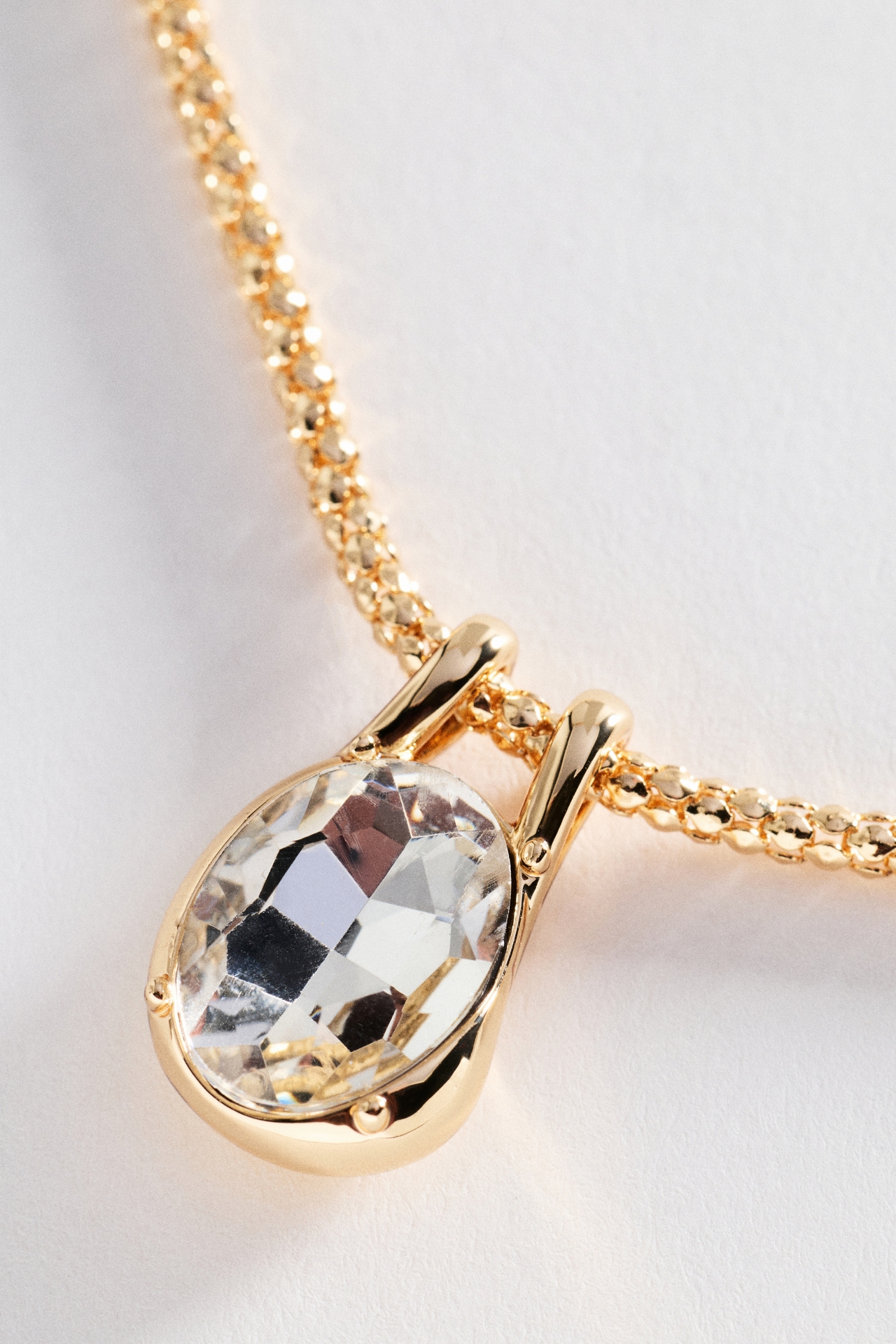 Bezel Crystal Pendant Necklace