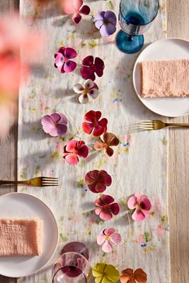 Pansy Iron Garland