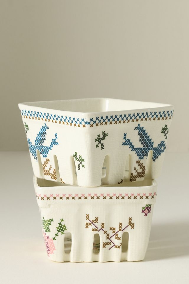 Harmonie Stoneware Berry Basket #1