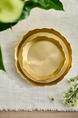Terrain Lotus Edge Polished Brass Saucer