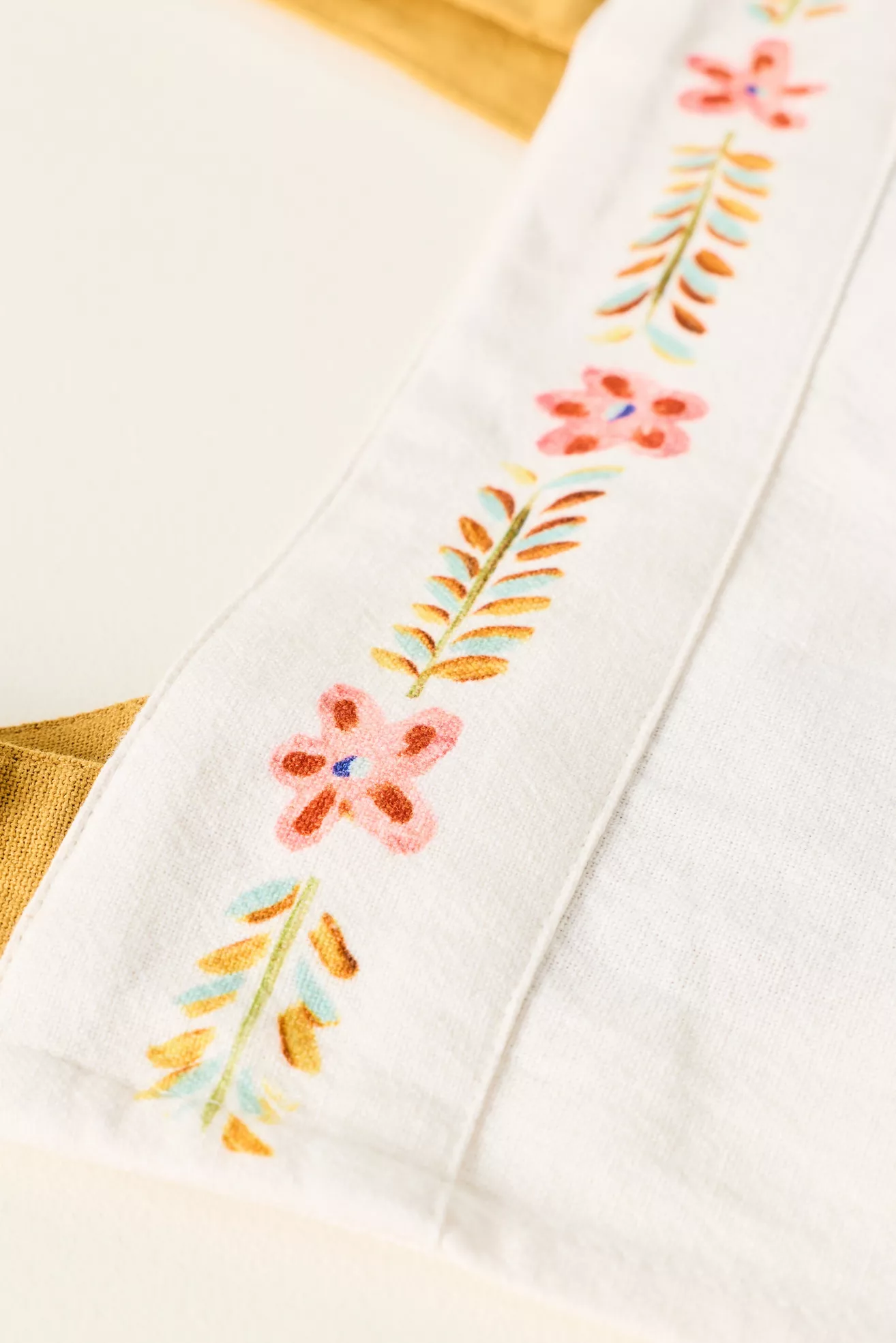 Molly Yeh Apron - thumbnail 3