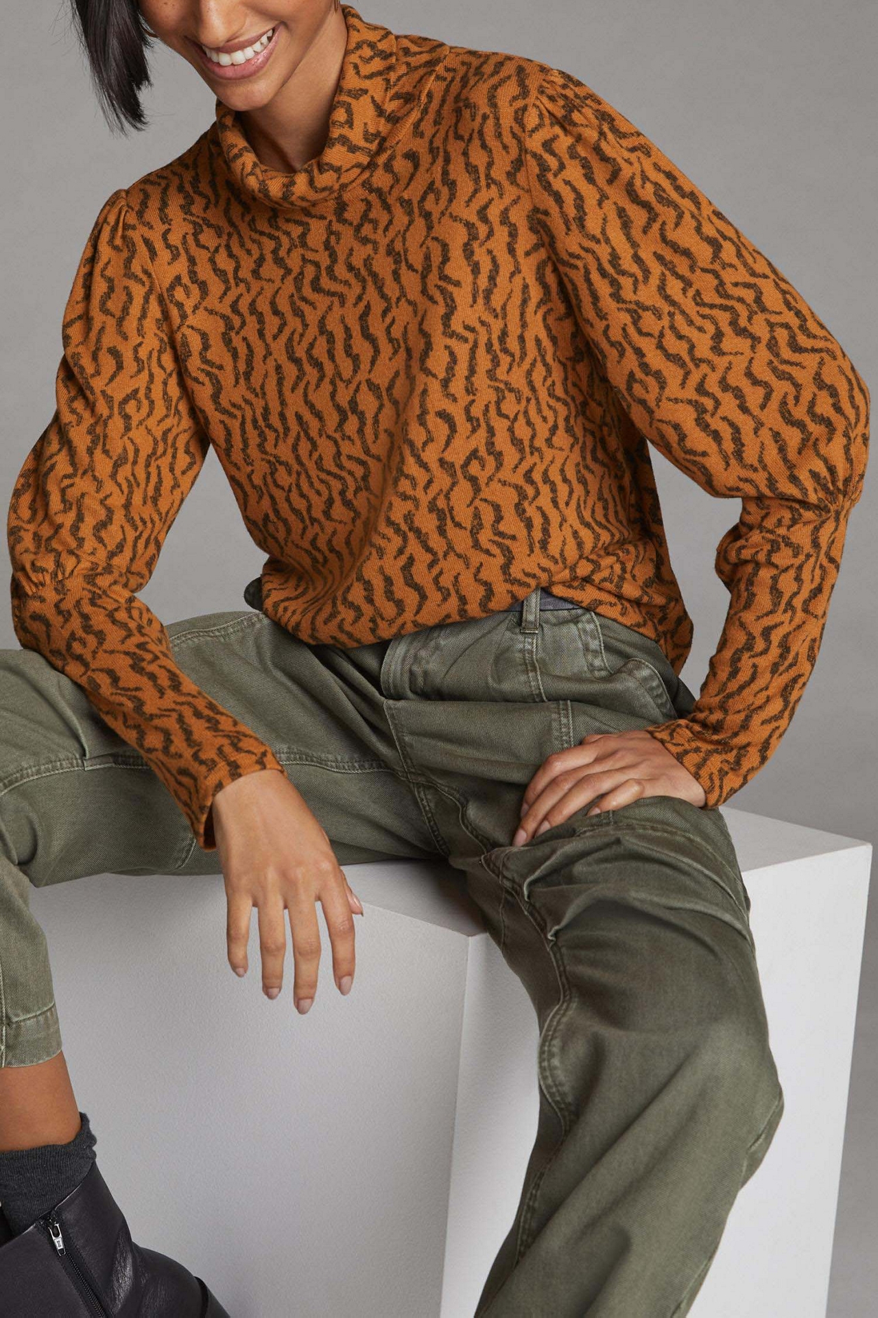 Puff-Sleeved Turtleneck Top