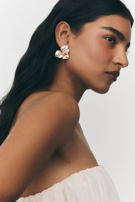 Blush Bloom Post Earrings