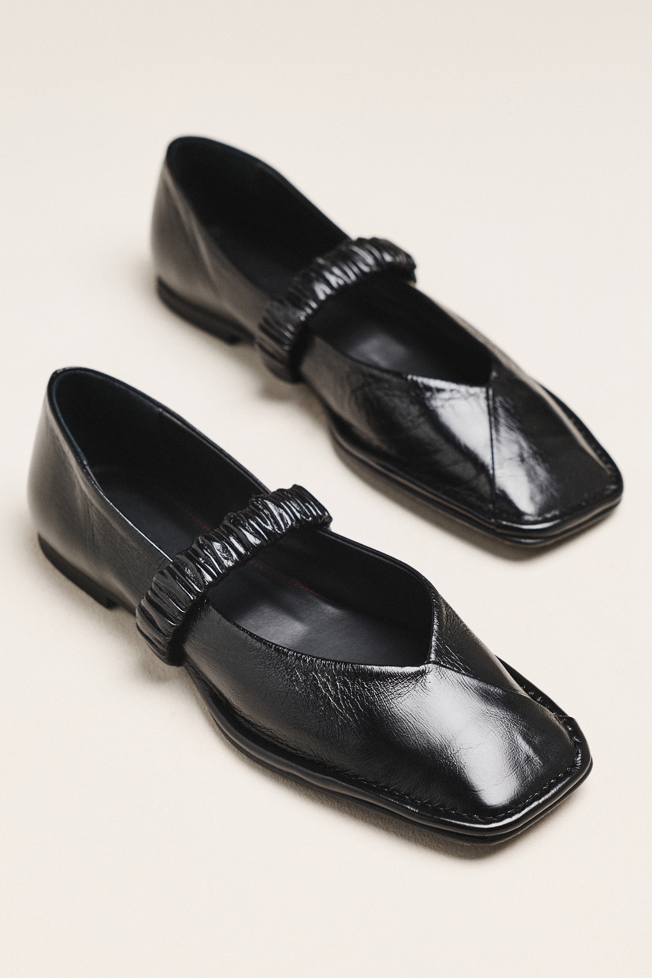 ALOHAS Lautan Scrunch Ballet Flats