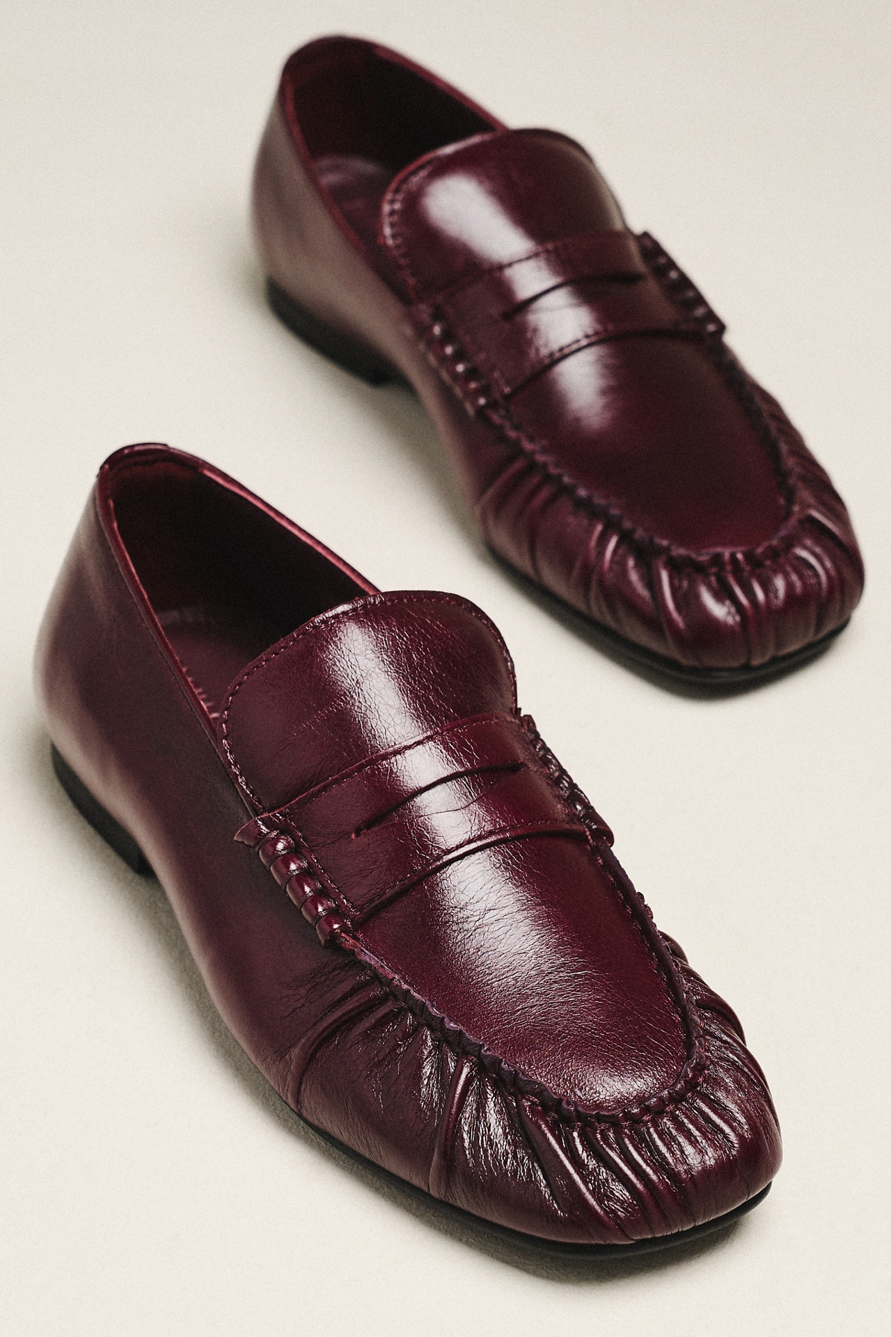ALOHAS Aven Leather Loaders