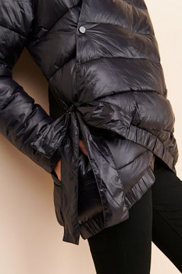 Universal Standard Kanda Puffer