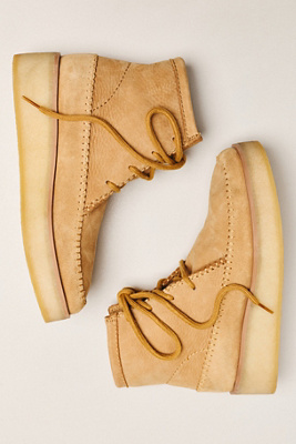 Clarks Weaver Lace Up Suede Sneakers In Brown