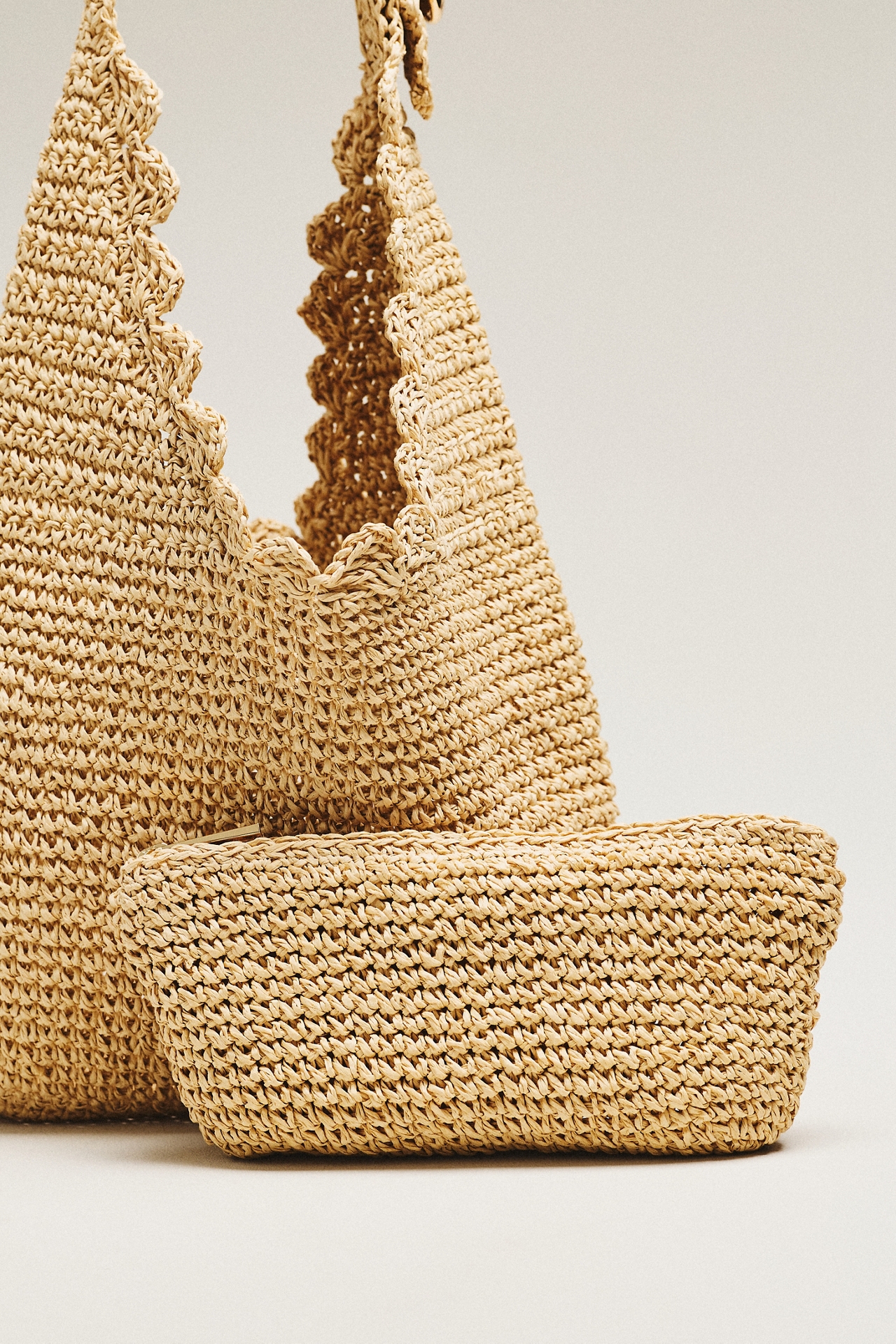 Love Knot Raffia Buckle Slouchy Bag