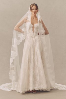 Watters Char Mantilla Cathedral Veil