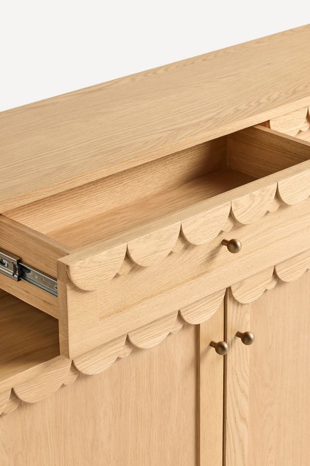 Willow Oak Buffet Topper #6