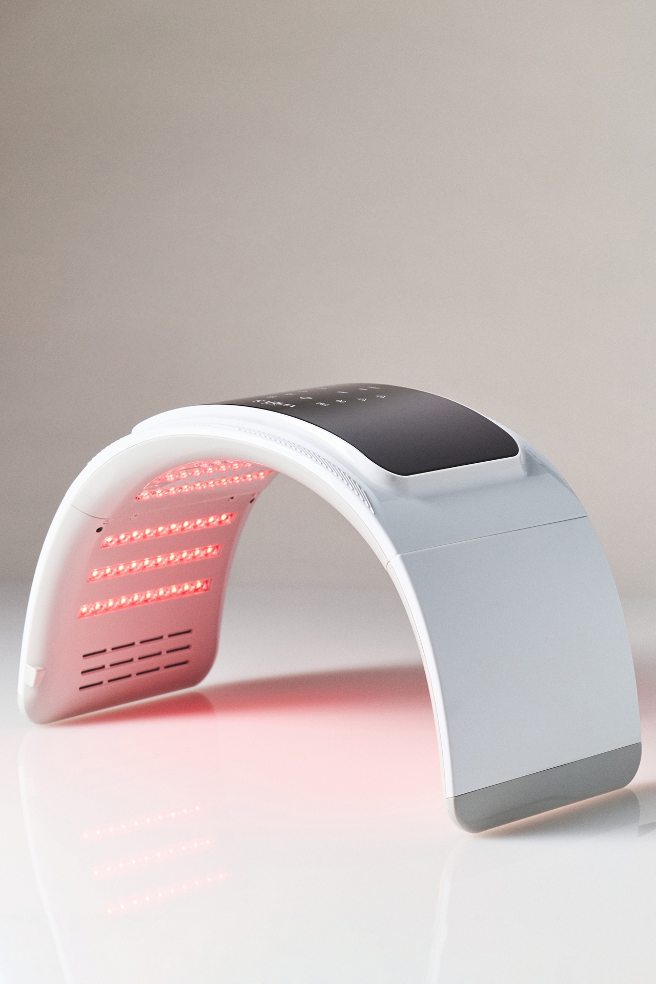 Kahlia Skin LED Light Therapy Dome