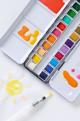 Paint and Pigment Watercolor Paint Set