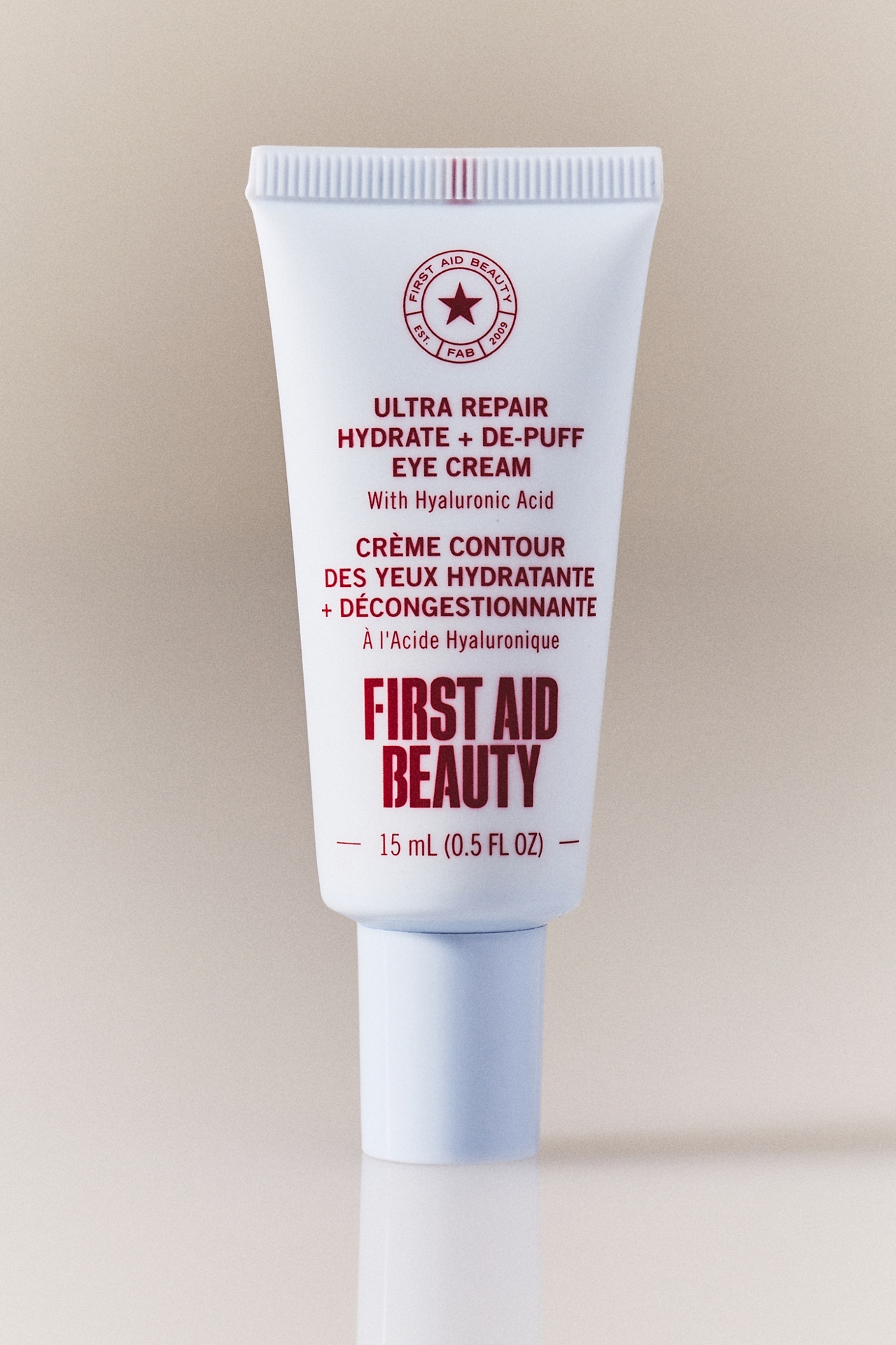 First Aid Beauty Ultra Repair Hydrate & De-Puff Eye Cream