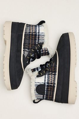 SOREL Ambler Fireside Lug Boots