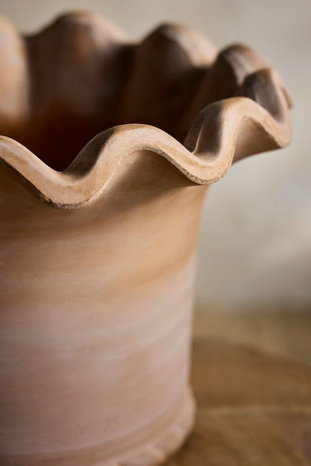 Concrete Pie Crust Planter #2