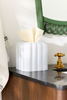 Eloise Scallop Glass Tissue Box Cover