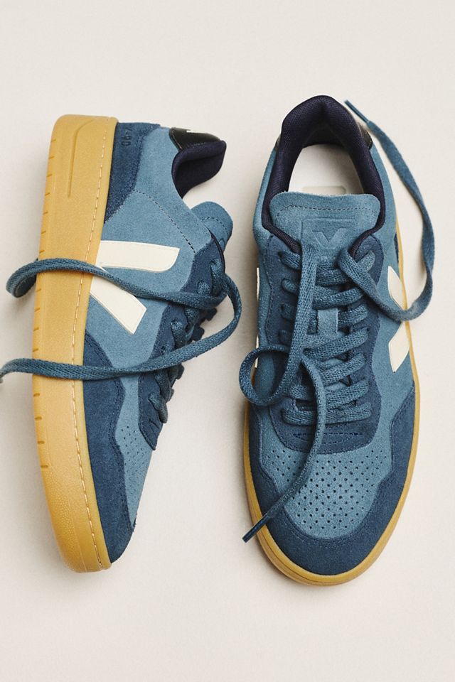 Veja V-90 Sneakers #1