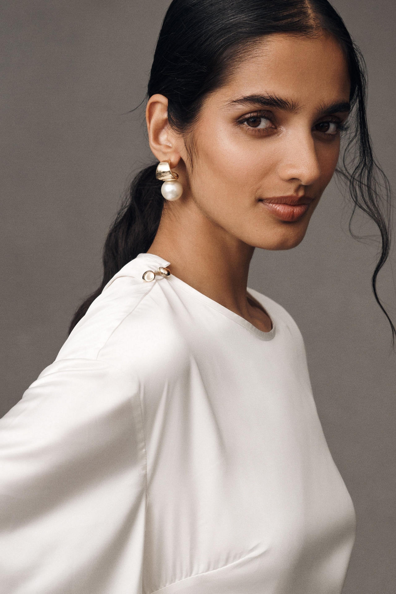 BHLDN Short-Sleeve Crew-Neck Side-Slit Satin Midi Dress