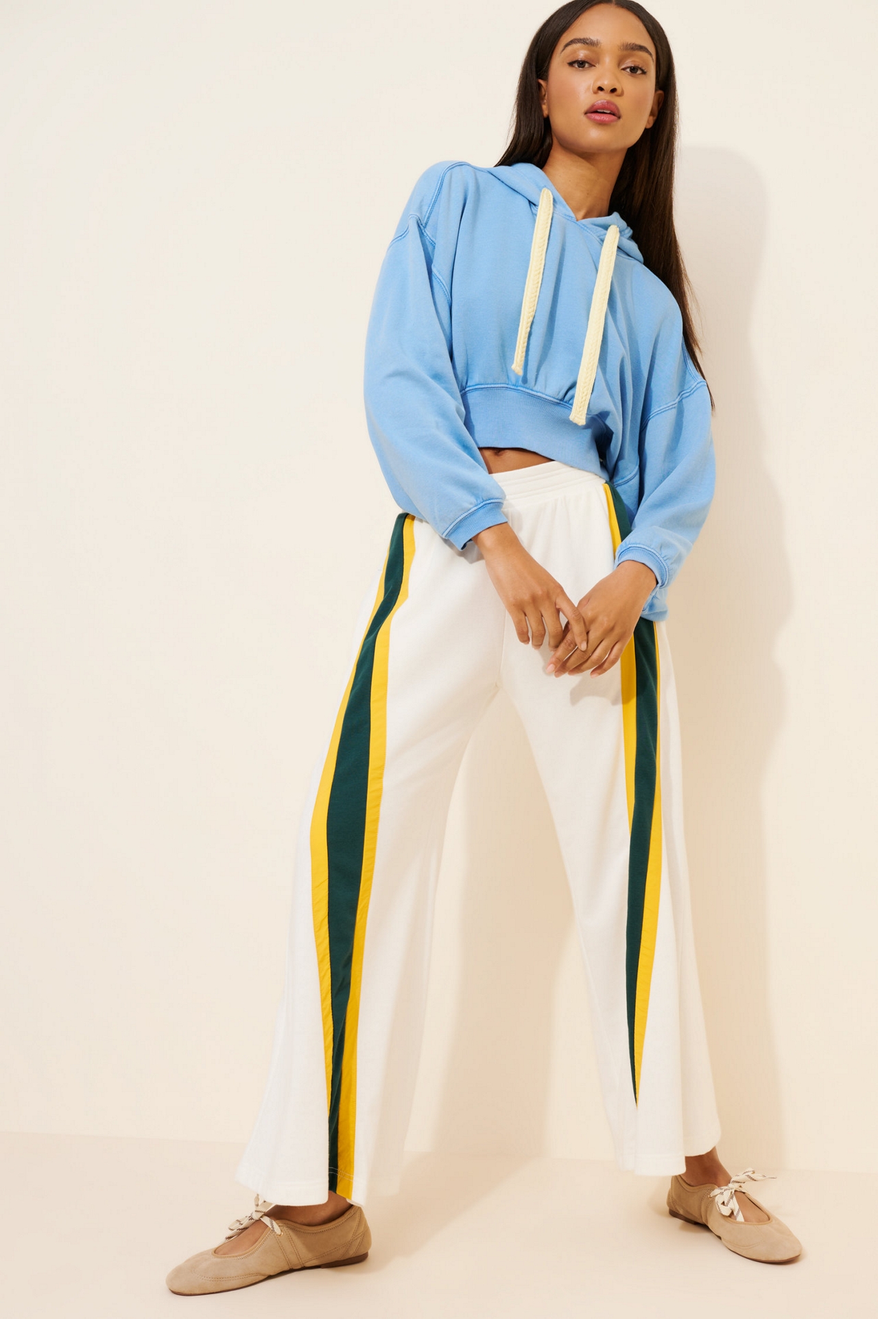 Daily Practice by Anthropologie Drawstring Cropped Hoodie