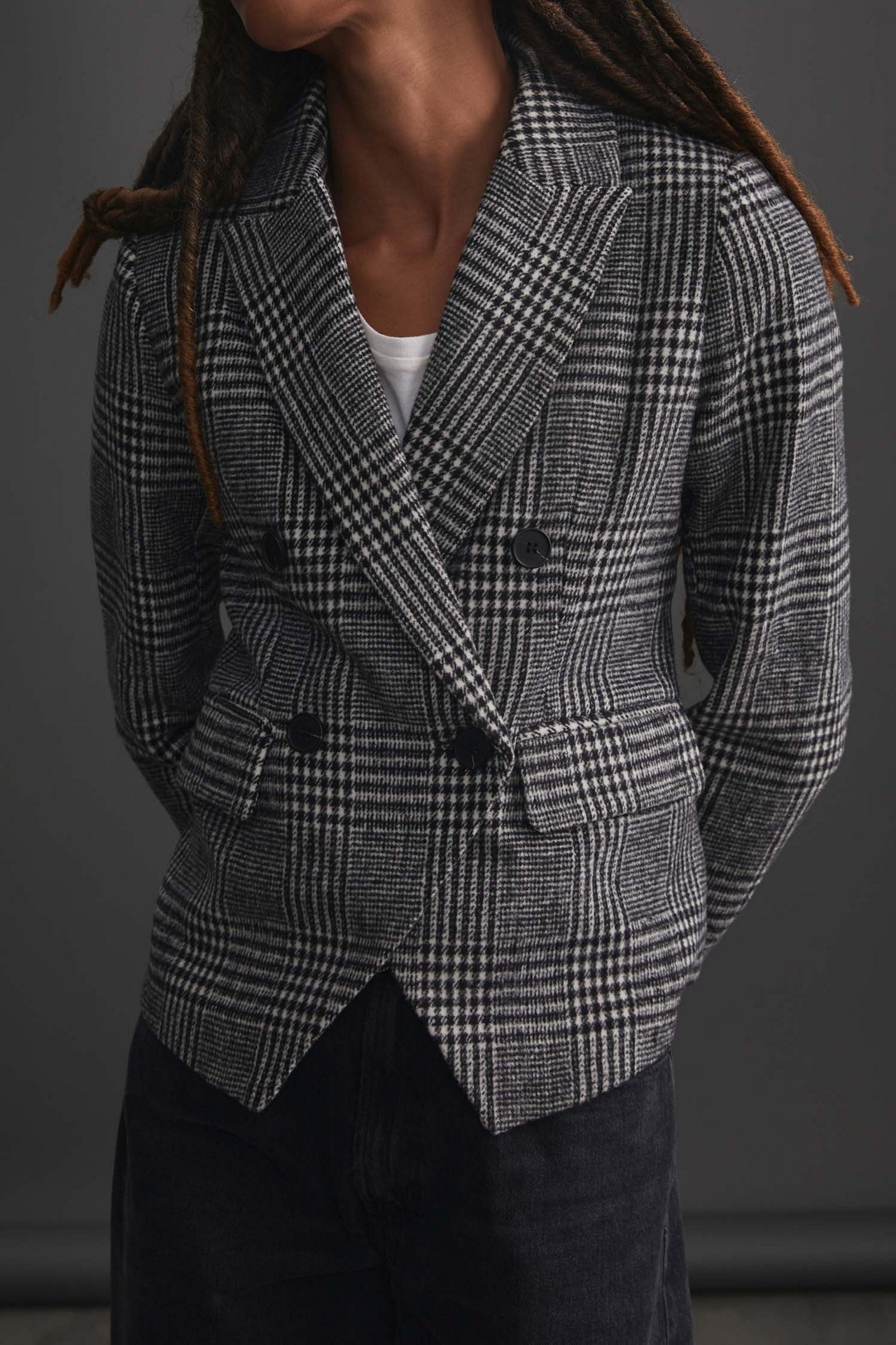 Bagatelle Short Plaid Blazer