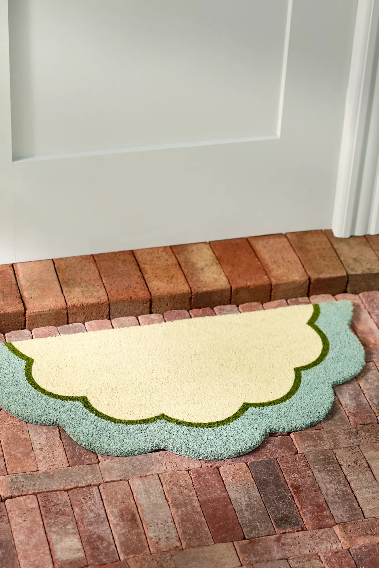 Devon Scalloped Coir Printed Doormat
