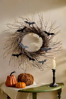 Batty Circlet Wreath